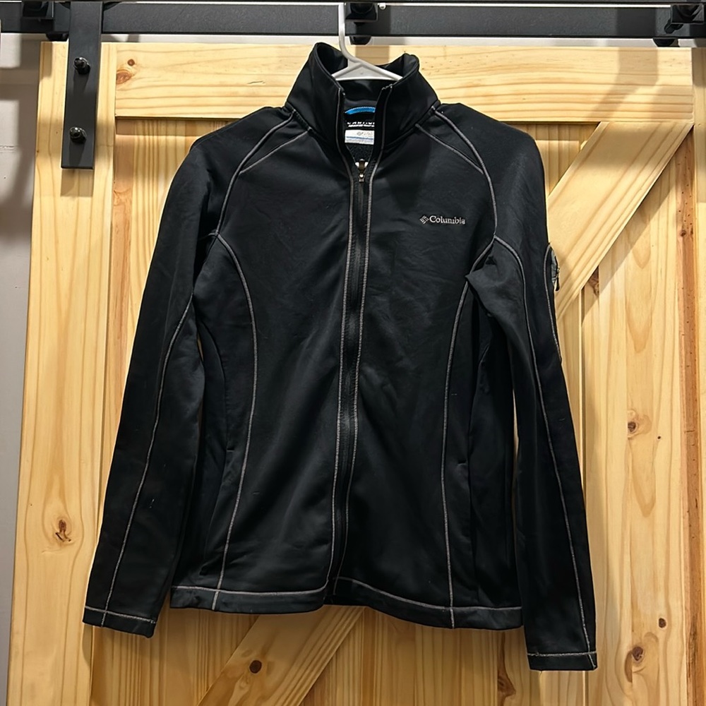 Columbia black jacket. Womens size Small